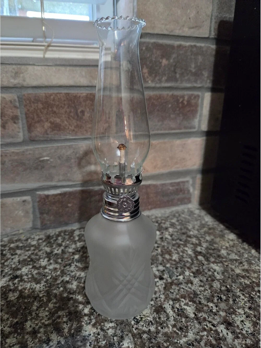 VTG Lamplight Farms Oil Lamp